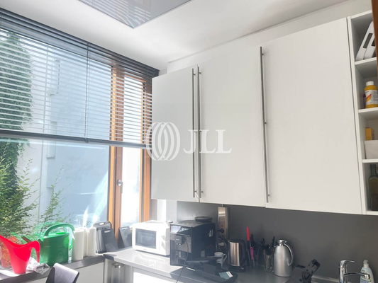 Innenansicht - UV - JLL