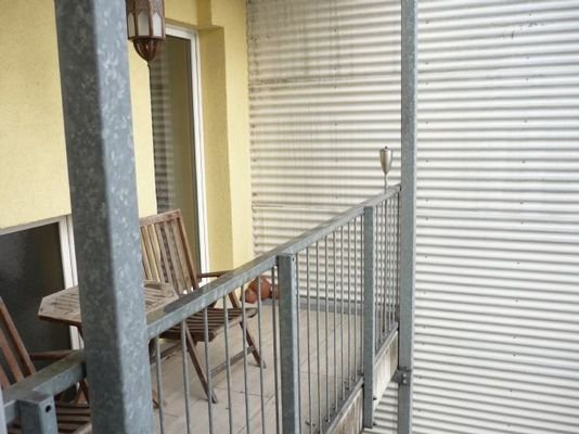 Bild 8: Balkon