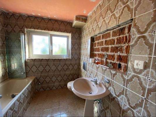 EG - Wohnung 1 - Badezimmer