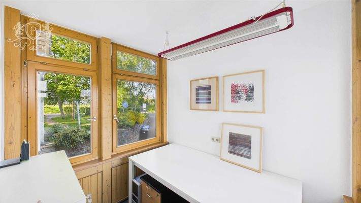 CAM01984G0-PR0475-STILL011