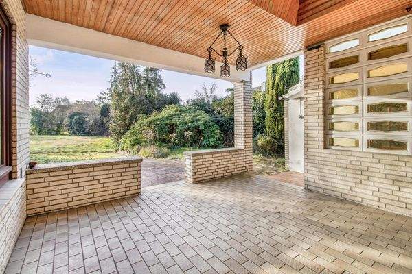 Überdachte Terrasse