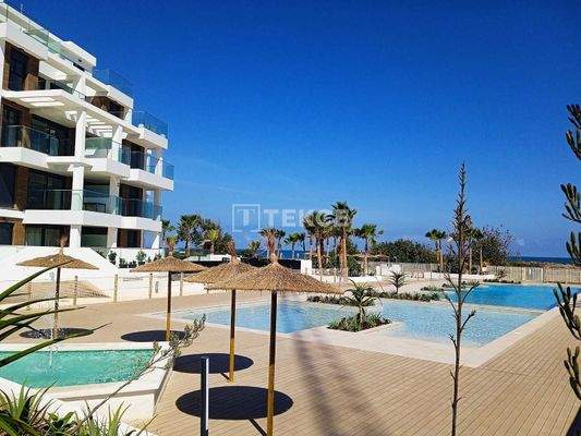 Ready to Move Apartments in Front of the Beach in Denia