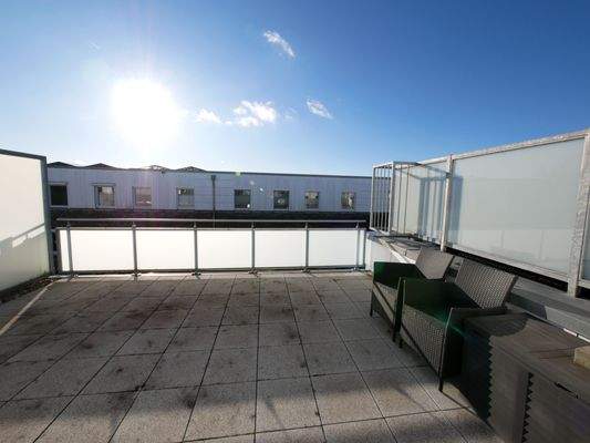 Große Dachterrasse