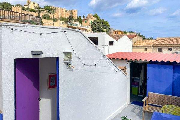 Sitzecke mit Blick auf die Burg