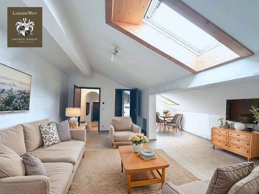 Haus2_DG_Möblierungsbeispiel_DG_Wohnung