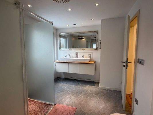 Duschbad im Erdgeschoss