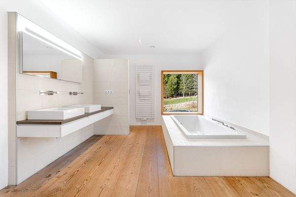 Badezimmer (Ebene 1)