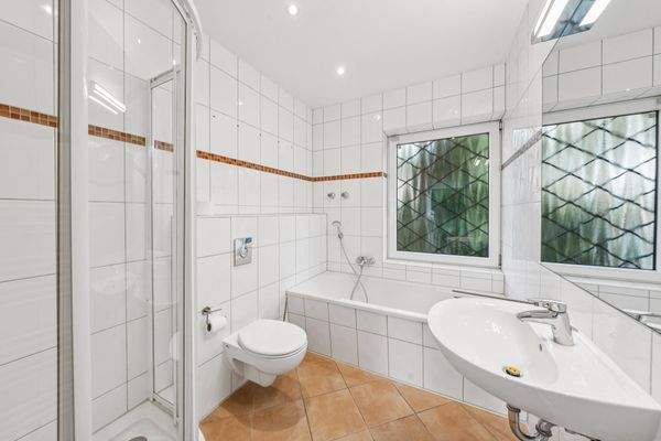 Tagesbelichtetes Vollbad