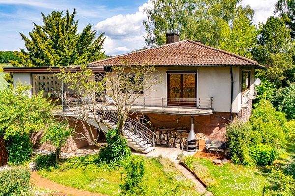 Gartenansicht Villa aus Richtung Süd