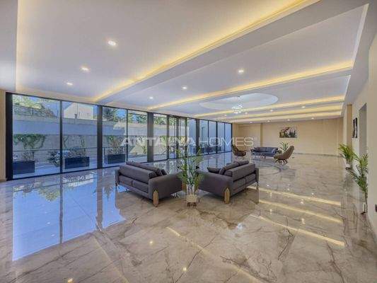 Modern Real Estate Close to the Seacoast in Alanya, Avsallar