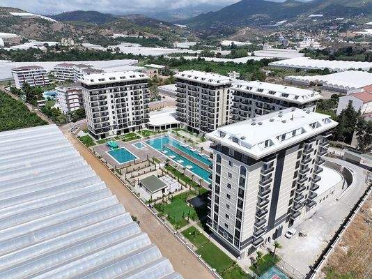 Sea and Pool View Real Estate in Alanya Demirtaş