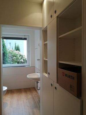 Einbauschrank im Bad