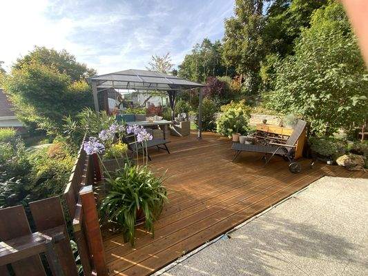 großzügige Terrasse