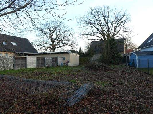 Weitere Grundstücksansicht