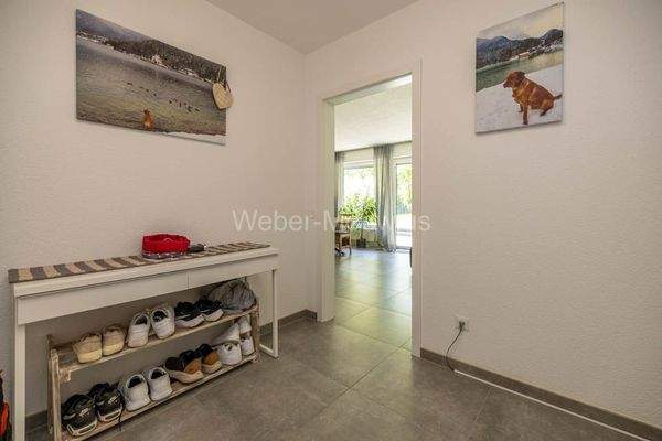 3395 EG HW - Diele mit Garderobe