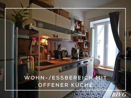 Küche mit Terrassenzugang