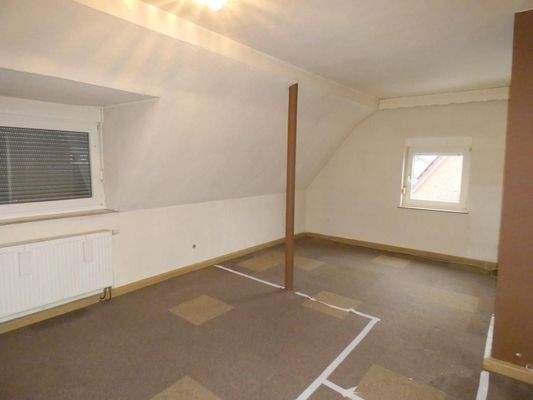 1. Schlafzimmer im DG