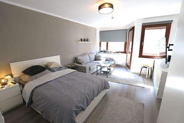 Wohn-, und Schlafzimmer...