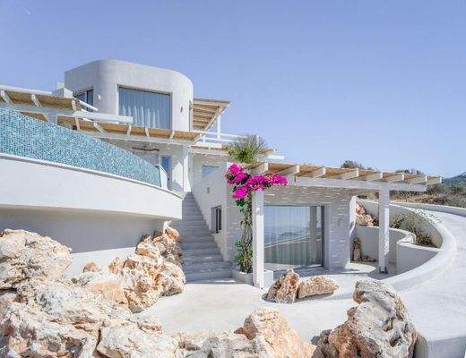 Kreta, Mochlos: Luxuriöse 5-Zimmer-Residenz mit herrlichem Meerblick zu verkaufen