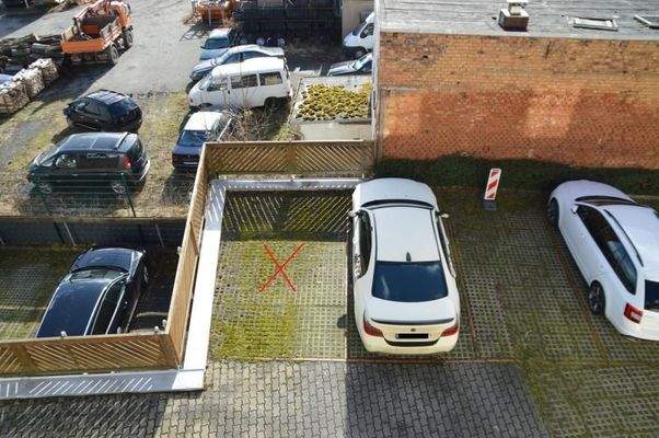 Außen-Stellplatz im Hof