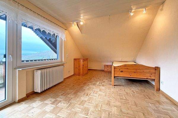 Kinderzimmer mit Balkon