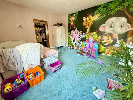 Kinderzimmer EG