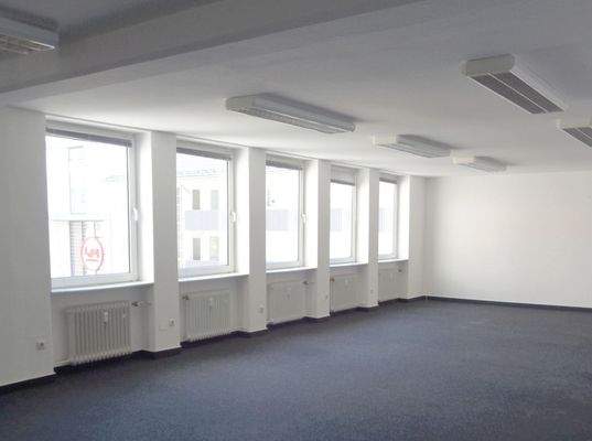 Großraum - Besprechung1-b