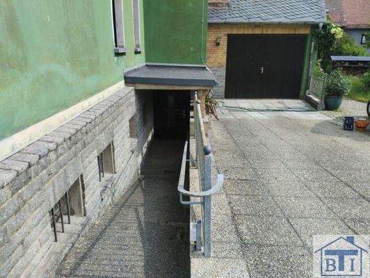 sep. Zugang zum Keller