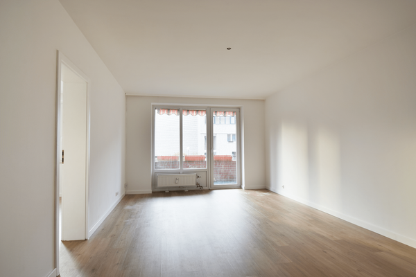 Lichterfülltes Wohnzimmer