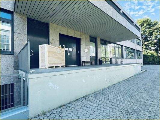 Laderampe zum Lastenaufzug