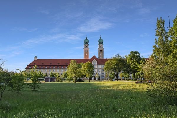 Luise-Kiesselbach-Platz