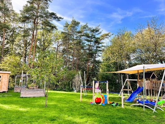 Garten mit Waldblick