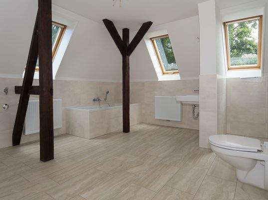 Bad Dachgeschoss