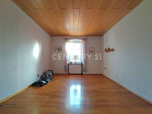 Das Esszimmer mit Blick zum Garten