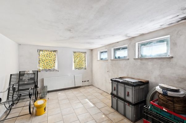 Zimmer Souterrain