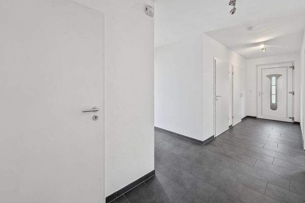 Wohnungseingang und Flur