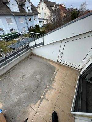 23 Balkon mit Sandkasten