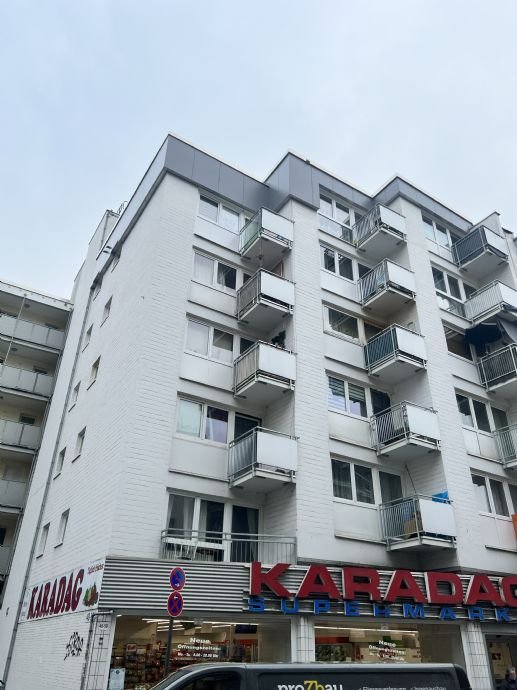 Freiwerdendes 1,5 Zimmer Apartment in Mülheim mit Balkon -renoviert-