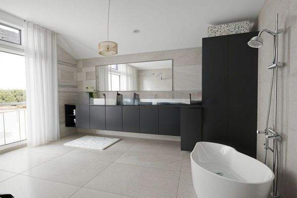 Bad digital eingerichtet