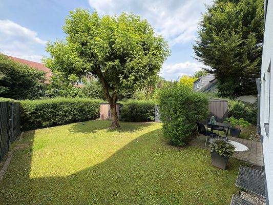 Blick in den Garten EG Whg