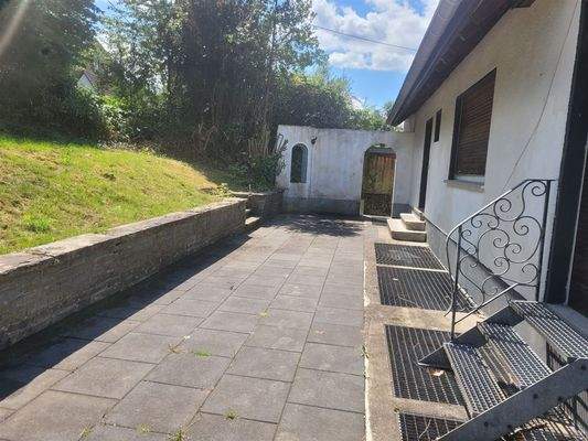 Wohnhaus; Außenansicht, Eingang