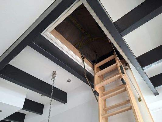 Zugang zum Dachboden