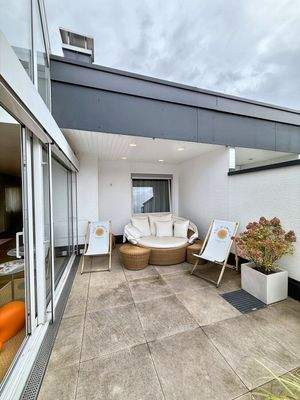 geschützte Dachterrasse