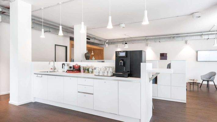 hq_regus_rheinstrasse_11_cowor