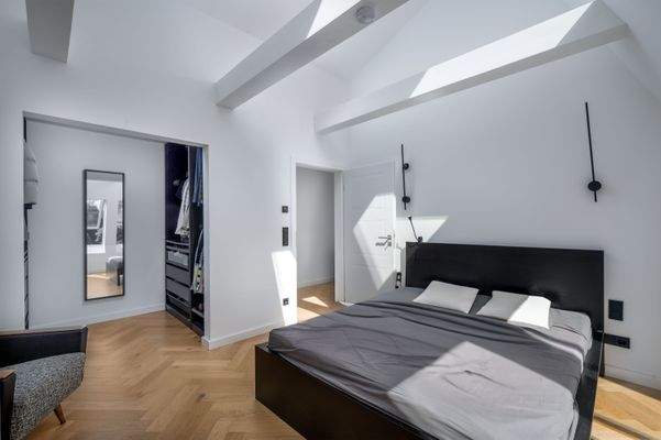 Hauptschlafzimmer mit Ankleide Obergeschoss