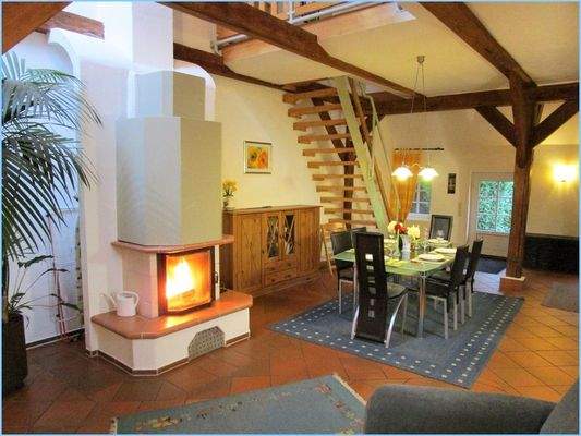 Wohn-/ Essbereich FeWo 1