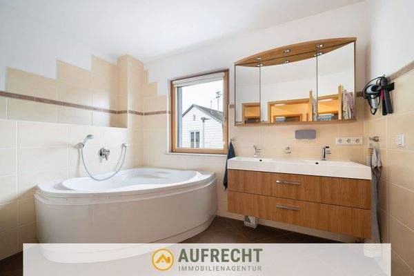 Badezimmer Obergeschoss 