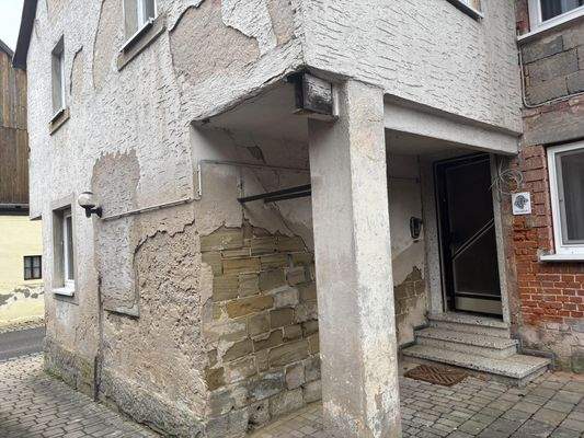 wettergeschützter Hauseingang