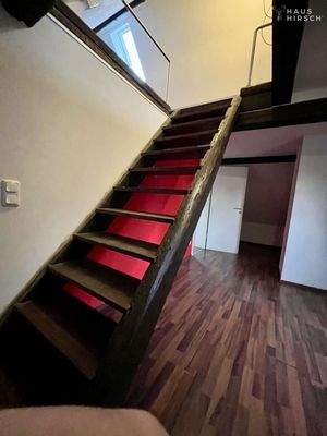Treppe zum Dachboden