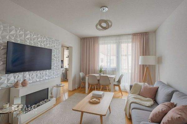 Wohnzimmer Gestaltungsvorschlag (KI generiert)